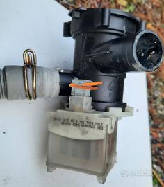 Pompa scarico acqua lavatrice bosch WFD1660 II