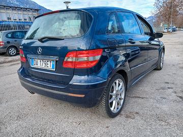 MERCEDES CLASSE B 1700 BENZINA