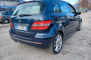 MERCEDES CLASSE B 1700 BENZINA