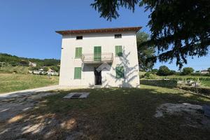 CASA INDIPENDENTE A GUBBIO