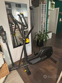 Ellittica Domyos e-connected