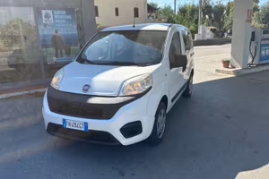 Fiat Qubo 1.4 8V 77 CV Lounge Natural Power