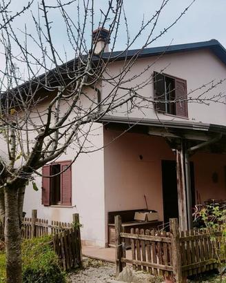 Villa bifamiliare- Parco residenziale Il Quiri
