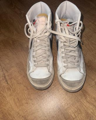scarpe nike blazer mid ‘77