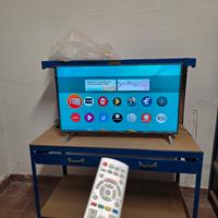 Panasonic 40"  TV 4K recente, con wifi
