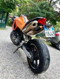 Moto naked Ktm superduke 990 2007 / 2008