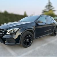 Mercedes-Benz GLA 200 Sport Premium Black edition
