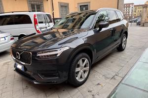 Volvo XC 90 B5 (d) AWD automatico 7 posti Momentum