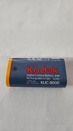 Batteria Kodak Klic-8000 e carica batteria