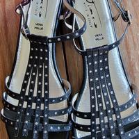 Sandali in pelle nera, n. 41 cm. 26