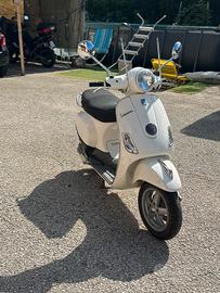 Vespa 50