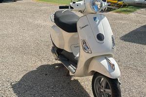 Vespa 50