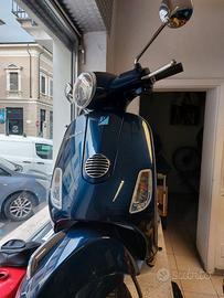 Piaggio Vespa 50 LX - 2012