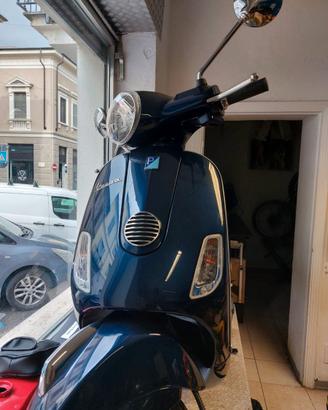 Piaggio Vespa 50 LX - 2012