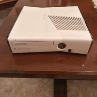 xbox 360 model 1439 con gioco