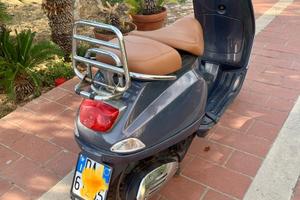 Piaggio Vespa 125 LXV - 2006