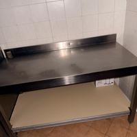 Tavolo da lavoro cucina