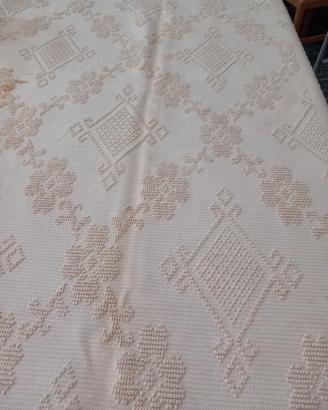 Vecchio tappeto/ copriletto Arte Sarda ecru'