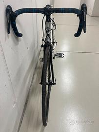 Bici da corsa alluninio e carbonio