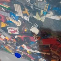Lego sistem originale, una cesta intera di mattonc