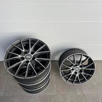 Cerchi auto da 18