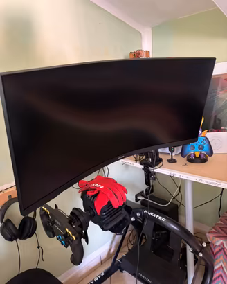 Samsung Odyssey Monitor Gaming G5 da 34''