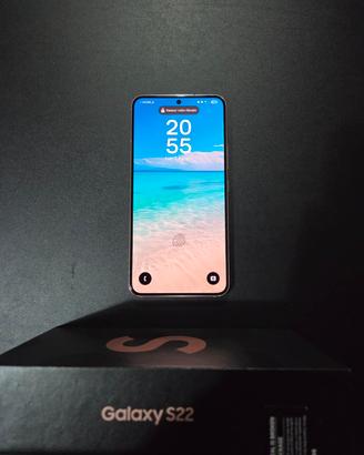 Samsung Galaxy S22 256 GB 

