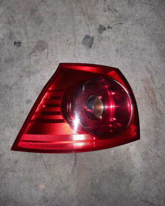 Fanale posteriore volkswagen golf 5