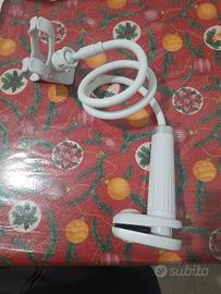 Supporto per smartphone flessibile da tavolo