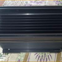 Dissipatore in alluminio di notevoli dimensioni