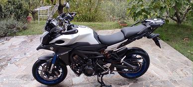 Yamaha tracer 9
