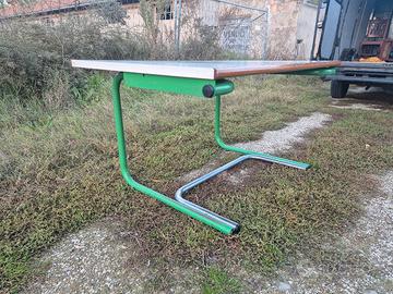 Scrivania design Colombo per Bieffeplast