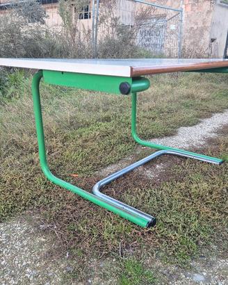 Scrivania design Colombo per Bieffeplast