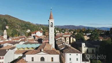 Bilocale di 70mq a Viggiù con posto auto riservato