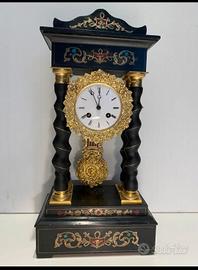 Orologio Antico a capitello 