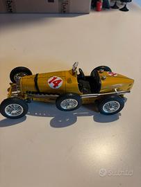 Bugatti Type 59 (1934)  1:18 Bburago Made in Italy