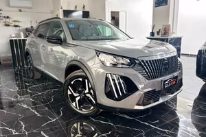 Peugeot 2008 PureTech 1.2 Benzina 100 cv S&S Allur