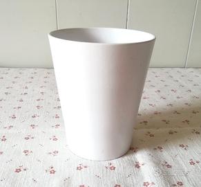 Vaso fiori piante design arredamento bianco '90
