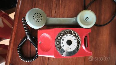 Telefono Vintage a Disco Safnat Milano - Rosso e G