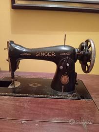 Macchina da cucire SINGER 15M88 del ‘51 originale