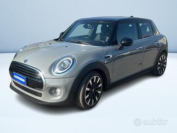 Mini Cooper 1.5 TwinPower Turbo Cooper Hype DCT