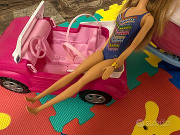 Auto barca più Barbie