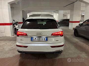 Audi Q5 S line plus