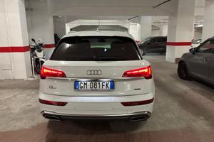 Audi Q5 S line plus