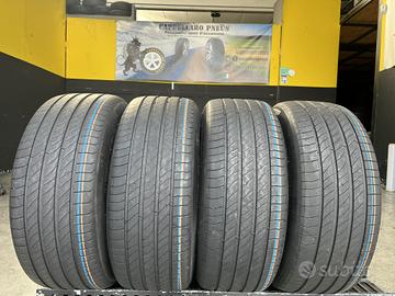 4 Gomme 235/45R18 98V Michelin Estive 85% residui