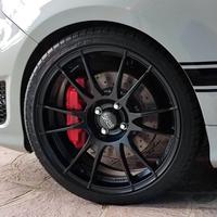 Gomme e Cerchi Oz  ultraleggera 18 nad Abarth.
