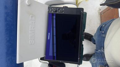 Ecoscandaglio Simrad NSS12 evo3s