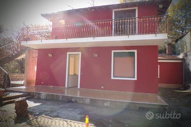 Villa singola su 2 livelli a Zafferana Etnea