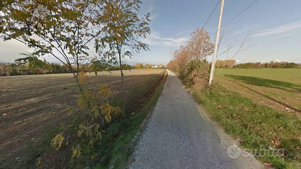 Terreno di 2060 m² a Desenzano del Garda - Altro