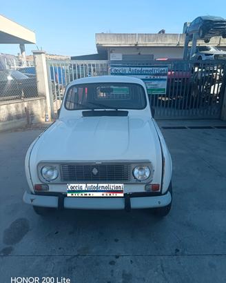 RENAULT 4